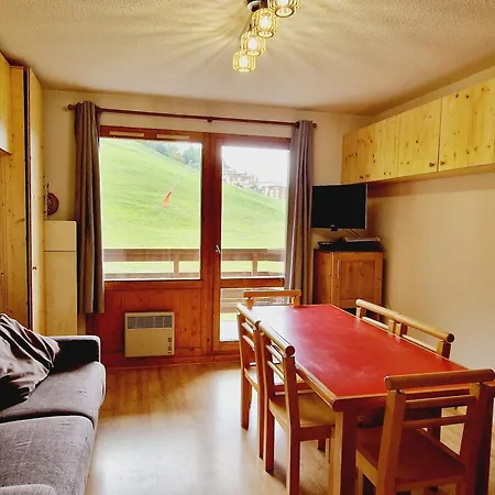 Apartment Renove A La Plagne, Pistes A Proximite - Fr-1-755-34